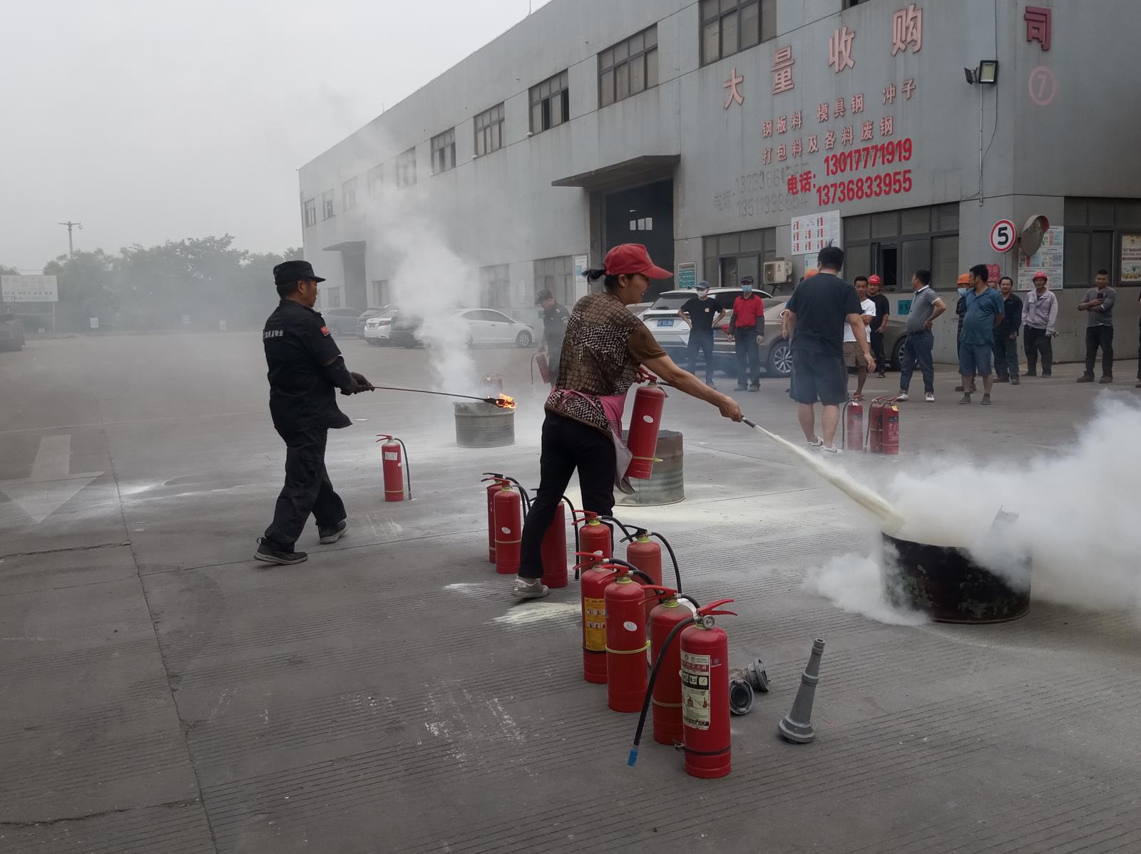 南湖分揀中心消防演練3.jpg 南湖分揀中心消防演練3.jpg